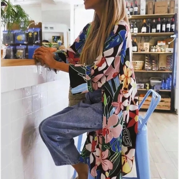 Zara Jackets & Blazers - Zara Tropical Print Overshirt Jacket Kimono Floral